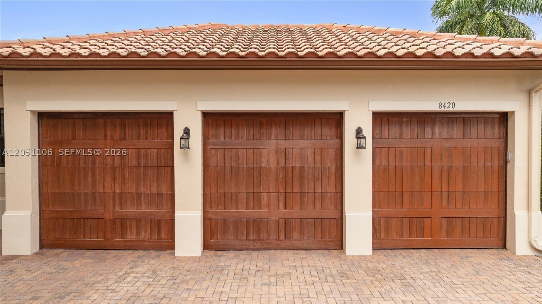8420 NW 33rd St – photo 3