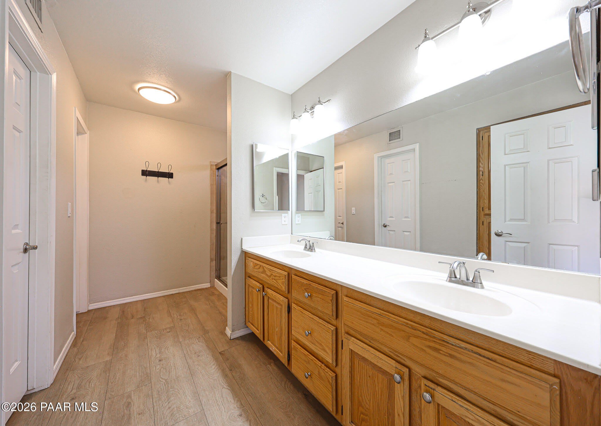 6320 W Paradise Lane – photo 3