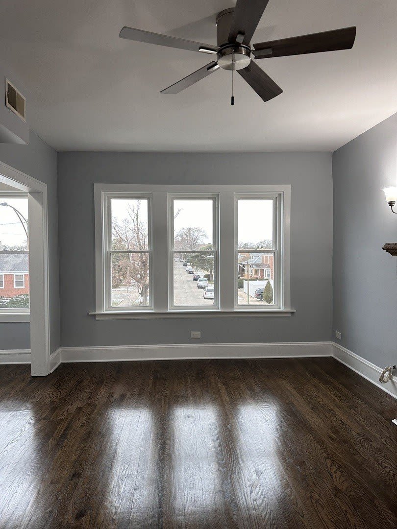 3029 N Austin Avenue – photo 2
