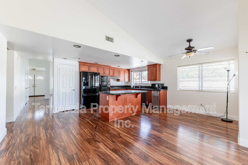 24392 Ridgewood Drive – photo 5
