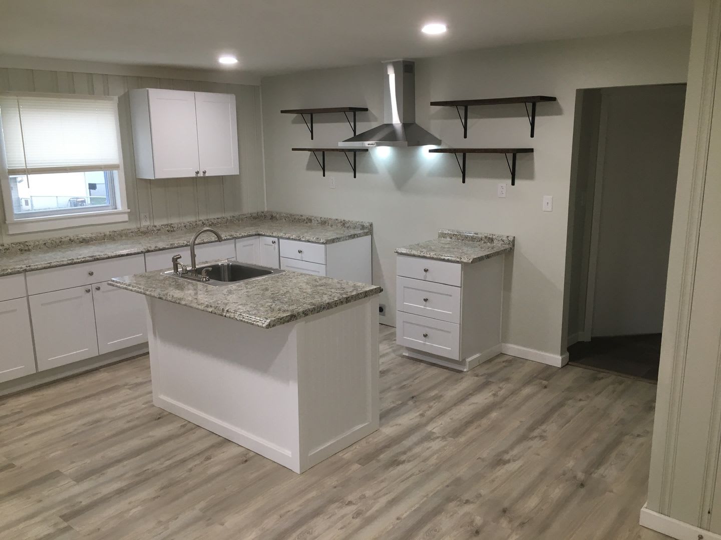 Newly Updated Home In Culloden – photo 3