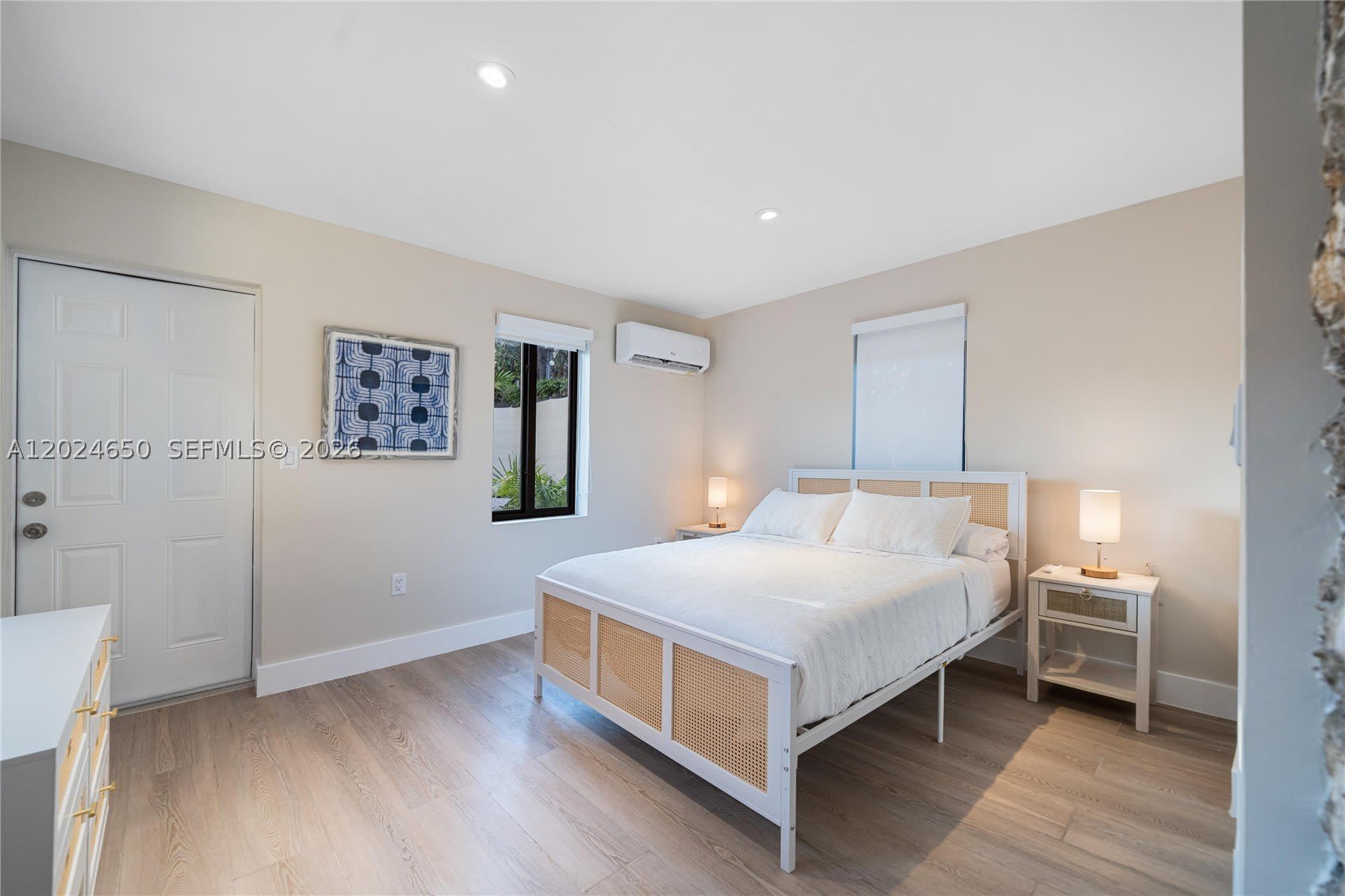 1663 SW 13th St – photo 4