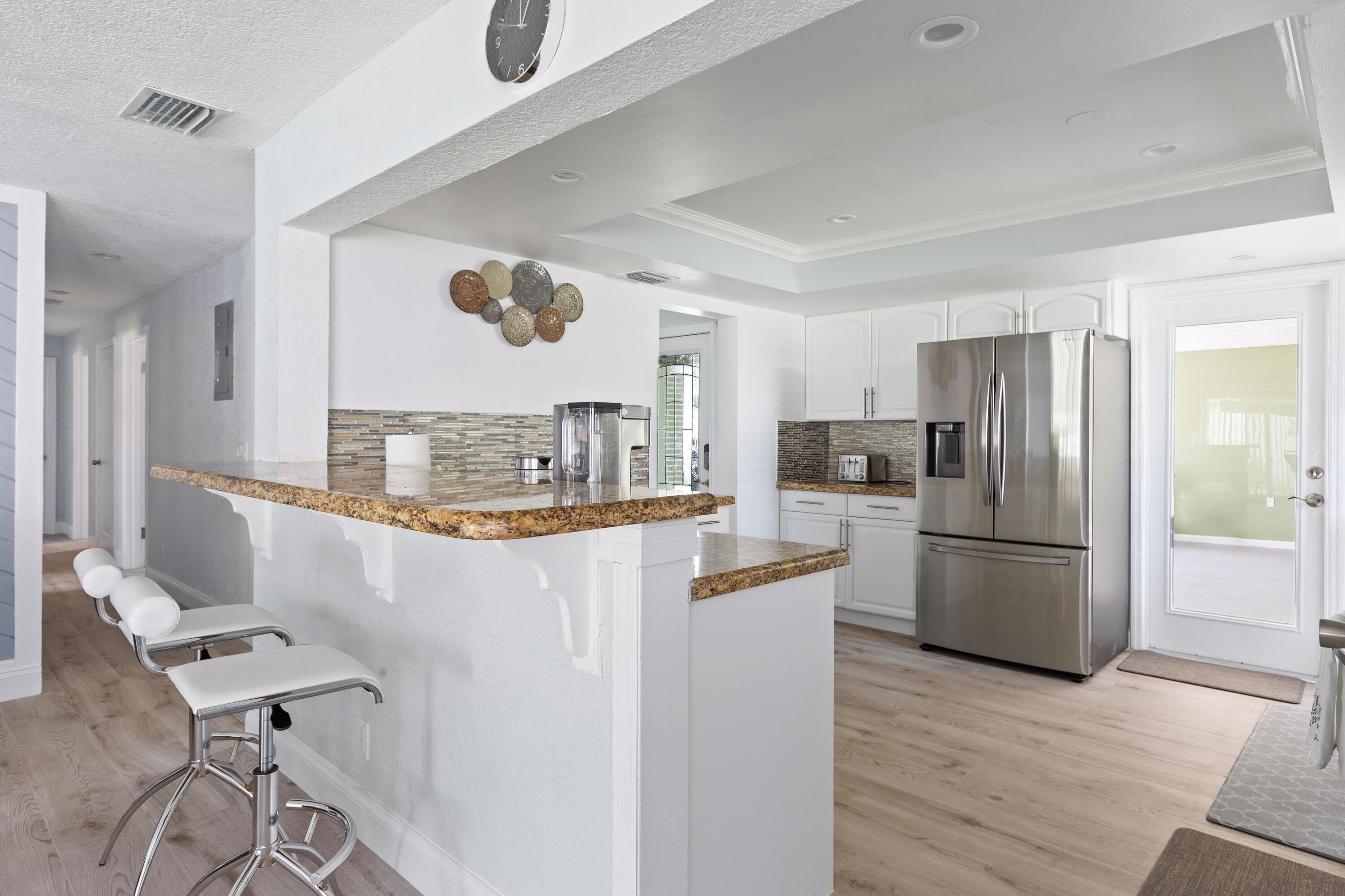 10044 Dasheen Avenue – photo 4