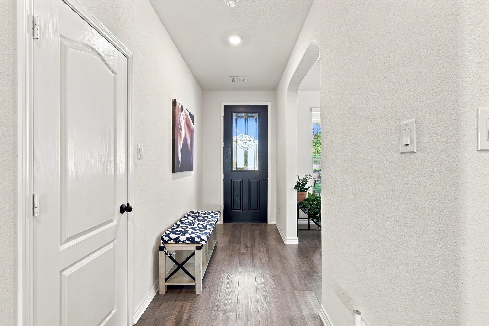 2613 Wayne Avenue – photo 2