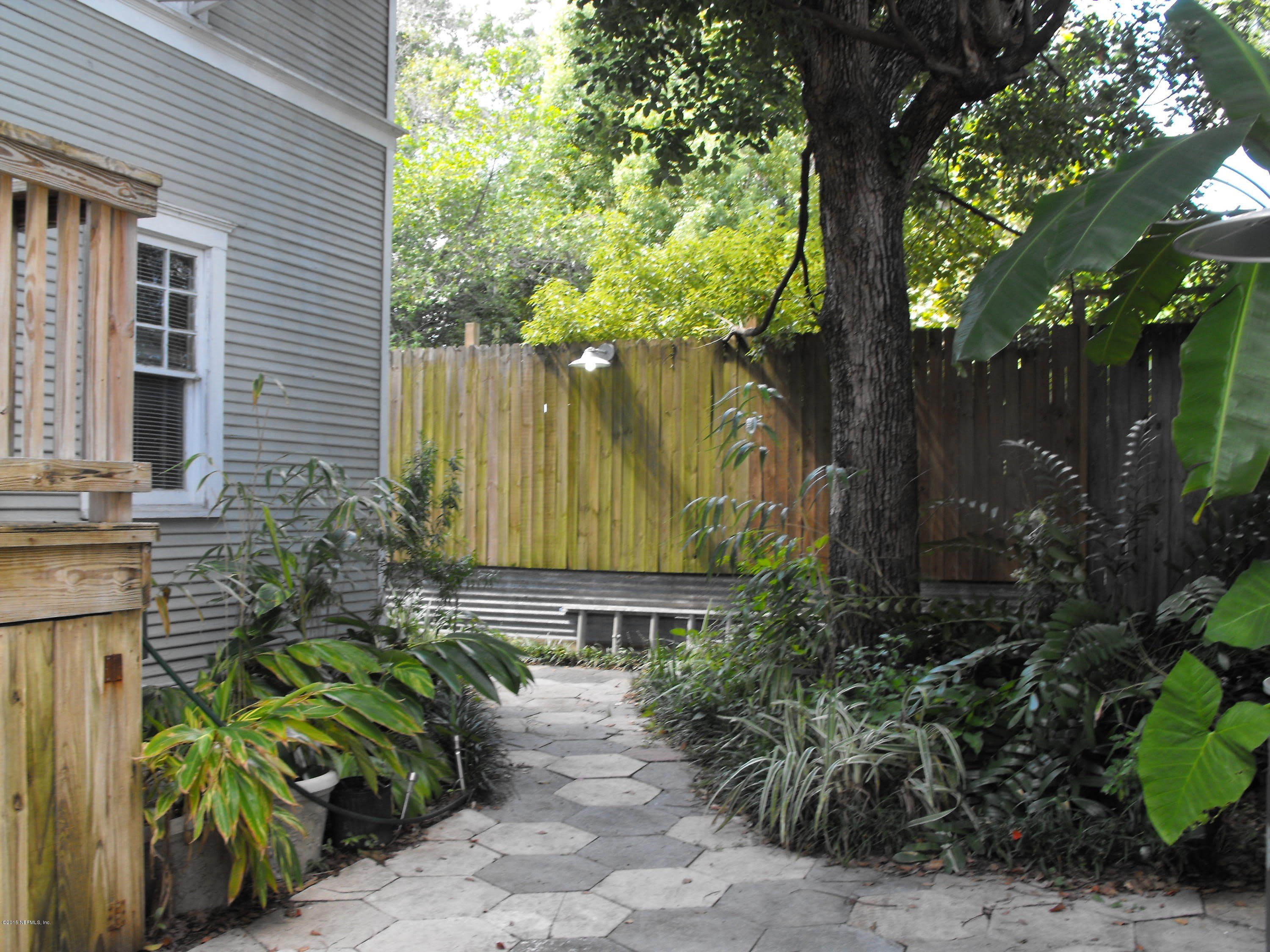 756 STOCKTON Street – photo 5