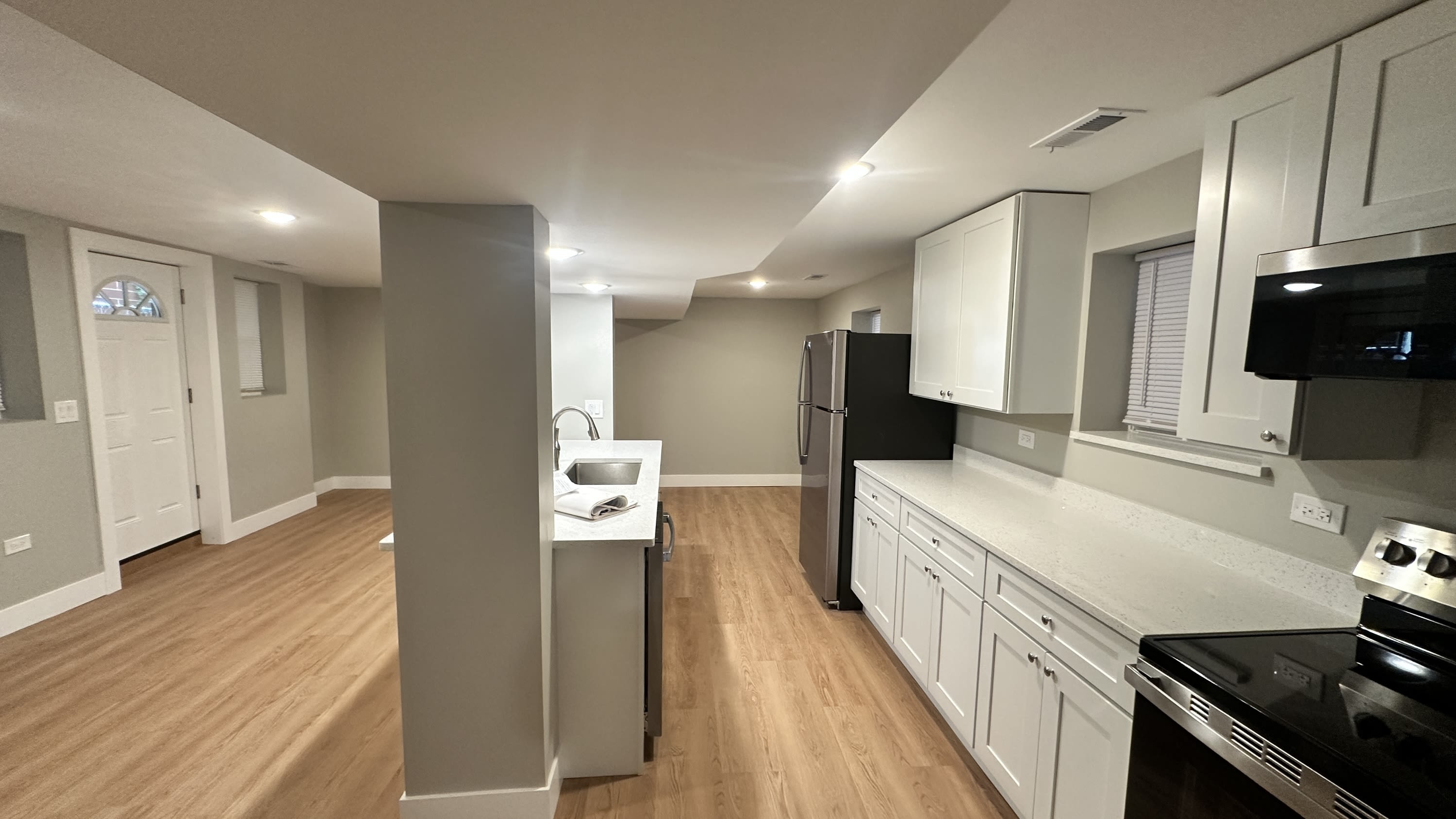 1429 N Fairfield ave – photo 1