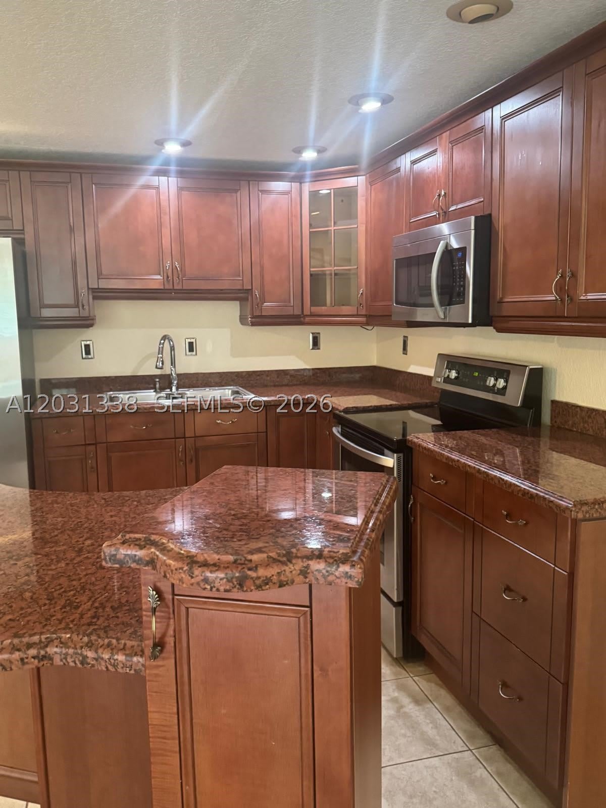 11173 NW 7th St – photo 3