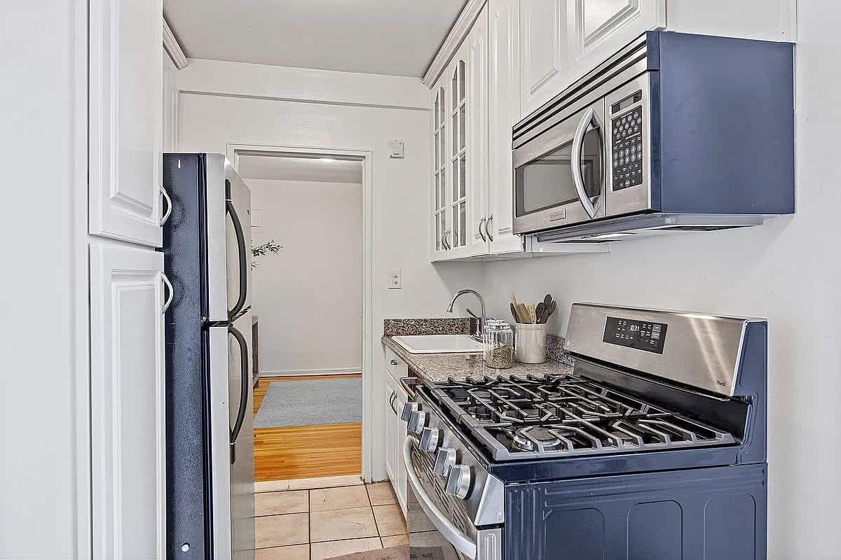 7261 Shore Rd – photo 3