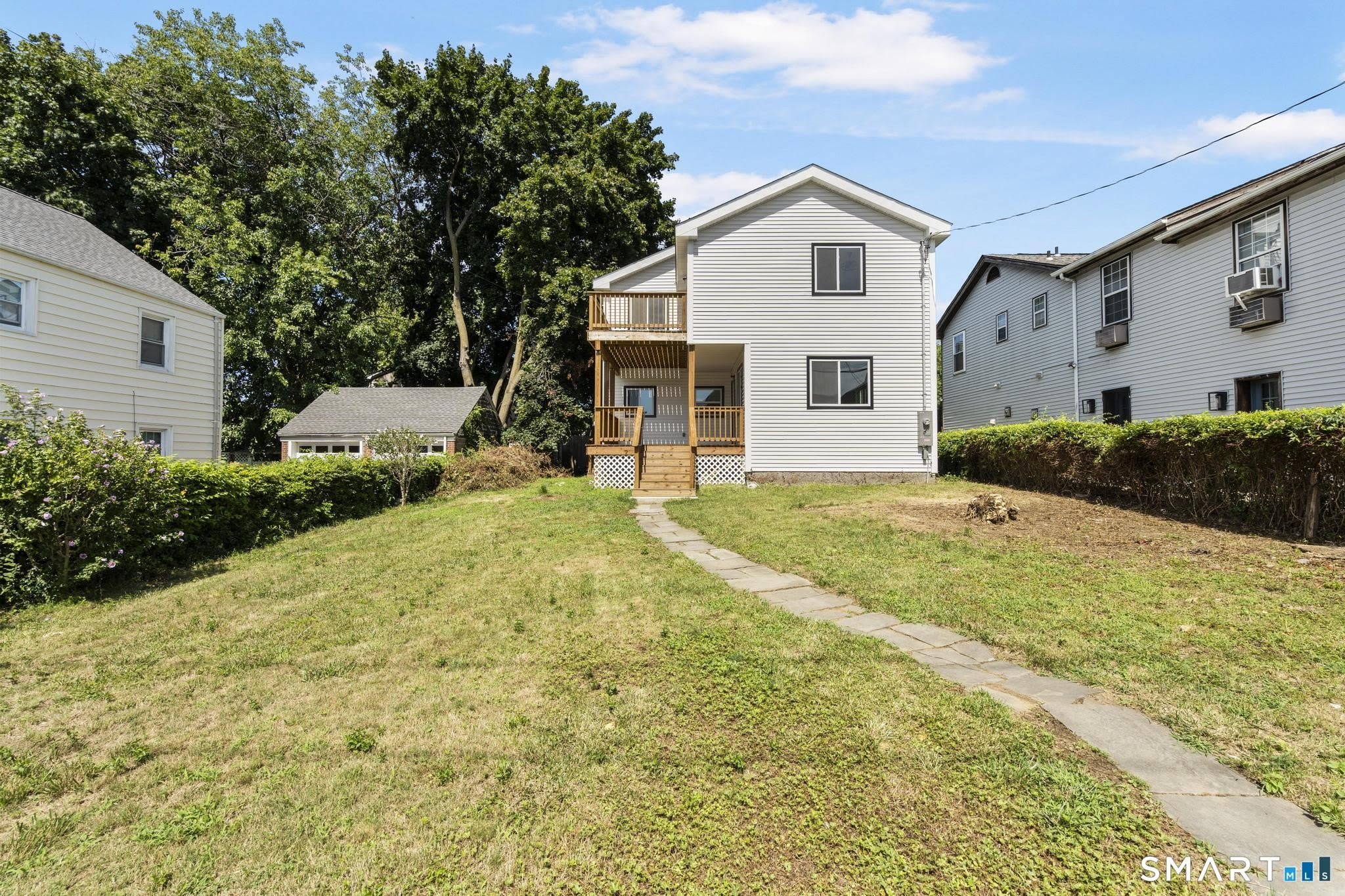 810 Brewster Street – photo 4