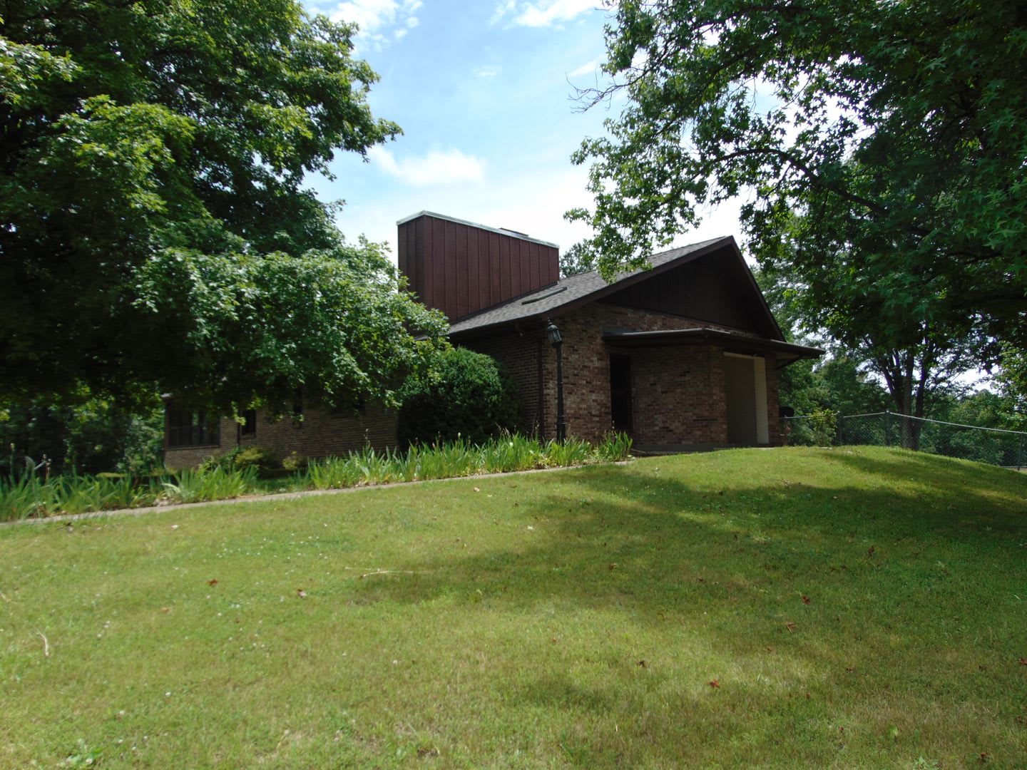 Amazing 3 Bed 2 Bath Country Home With Fabulous Views! – photo 3