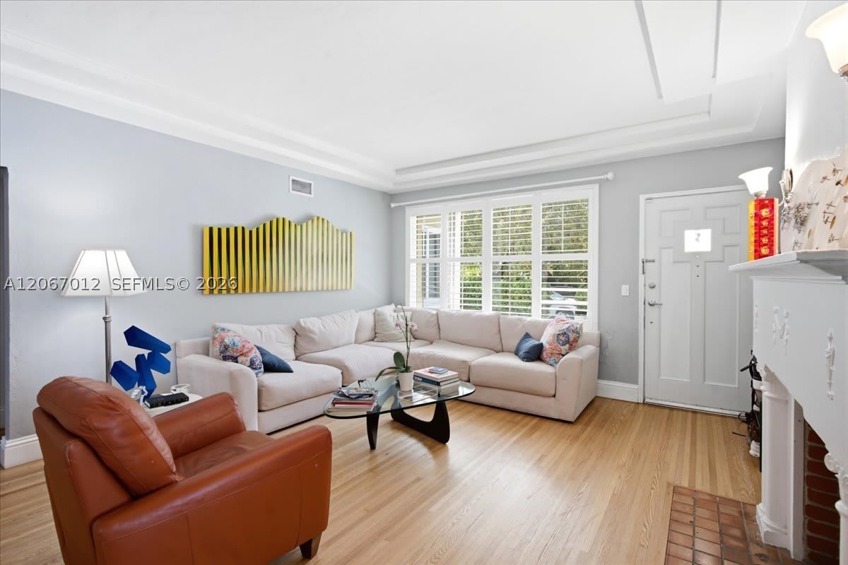 155 SW 28th Rd – photo 2