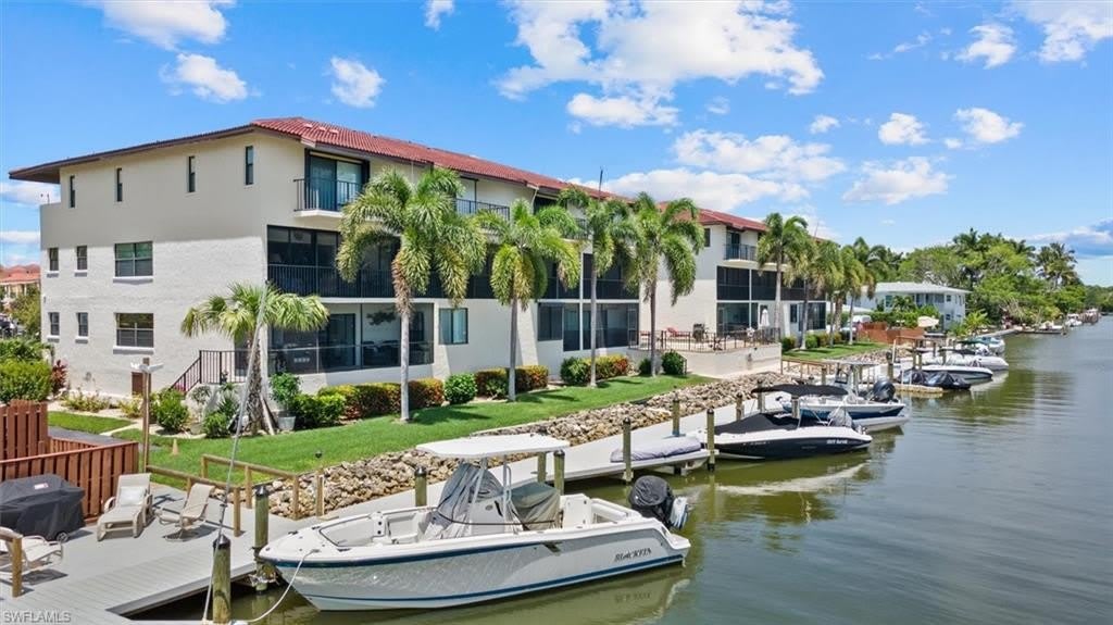 1400 Blue Point Ave – photo 1