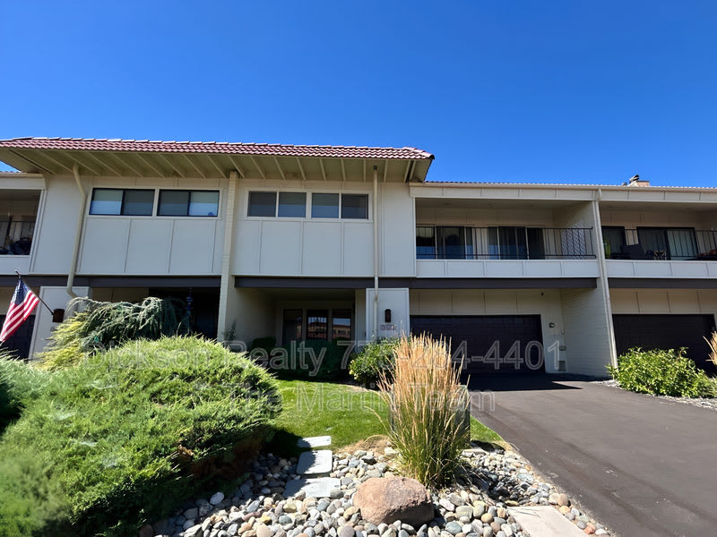 3479 Skyline Boulevard – photo 1