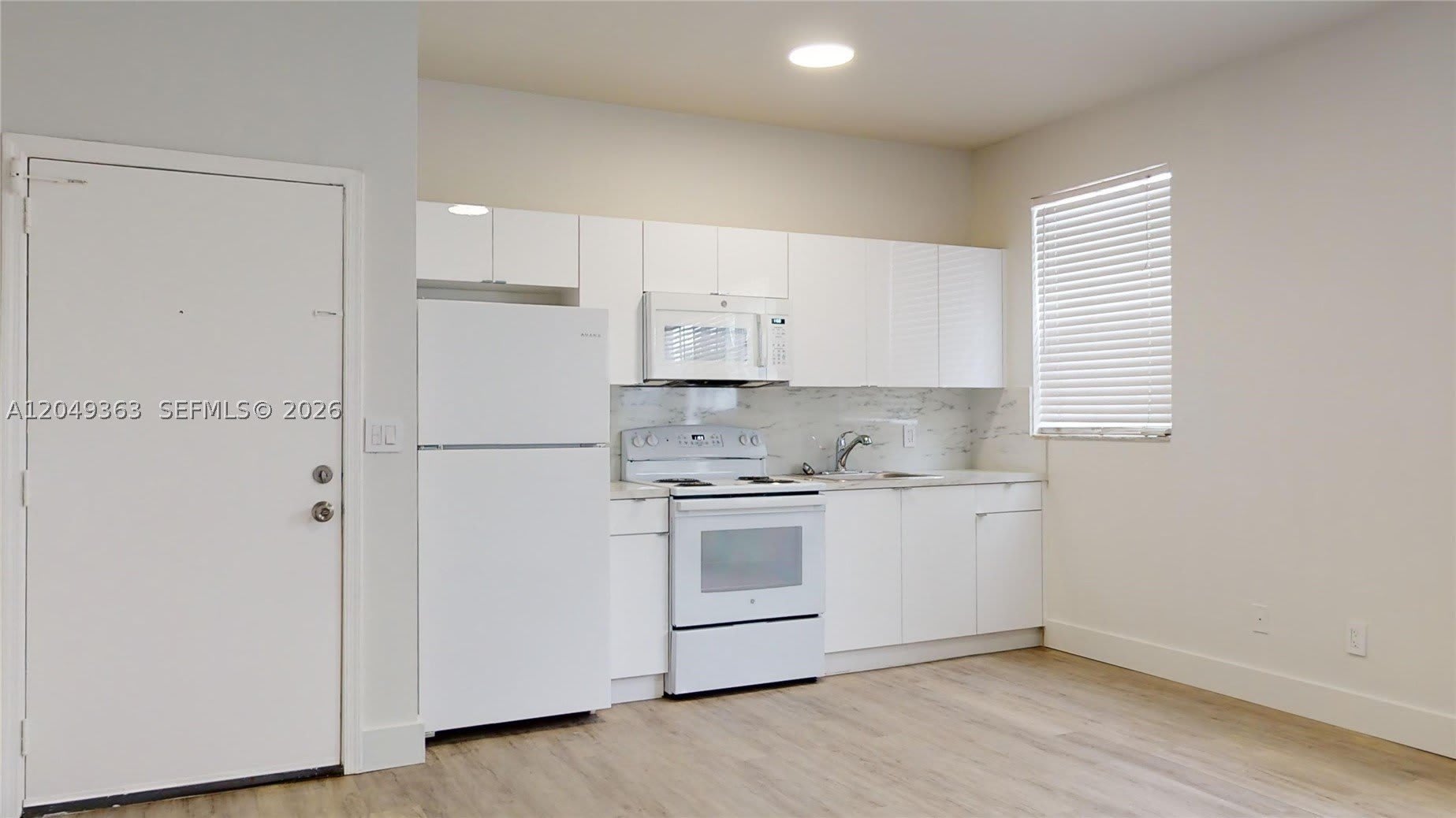 828 Pennsylvania Ave – photo 1