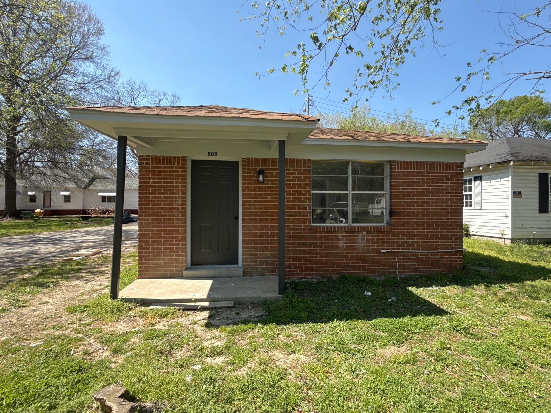 808 COBB CIR, Brownsville TN – photo 1