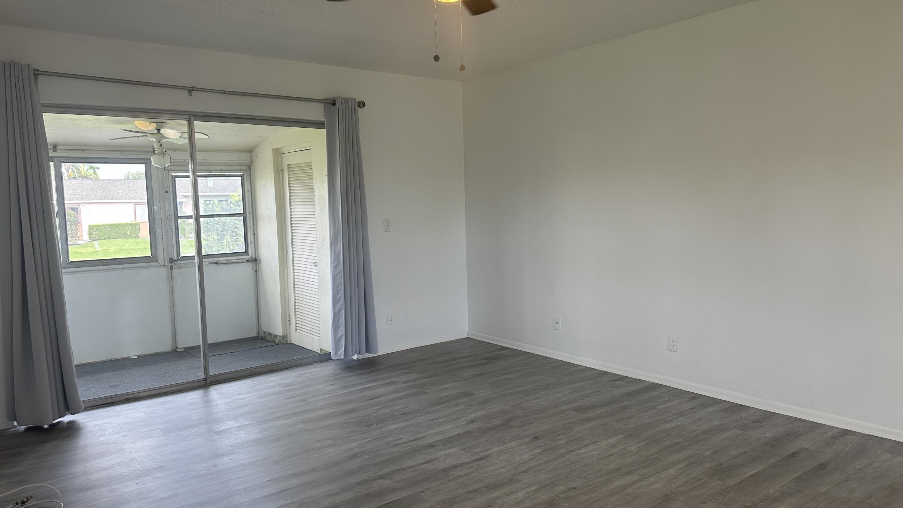 2723 Dudley Drive E – photo 5
