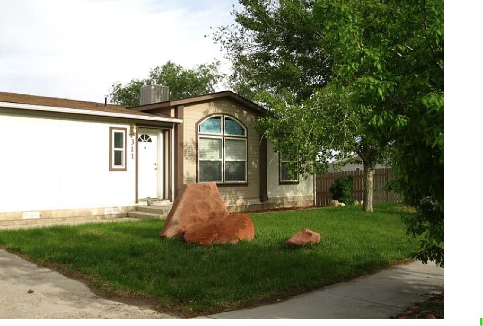 Comfy & Cozy Home for Rent – photo 2