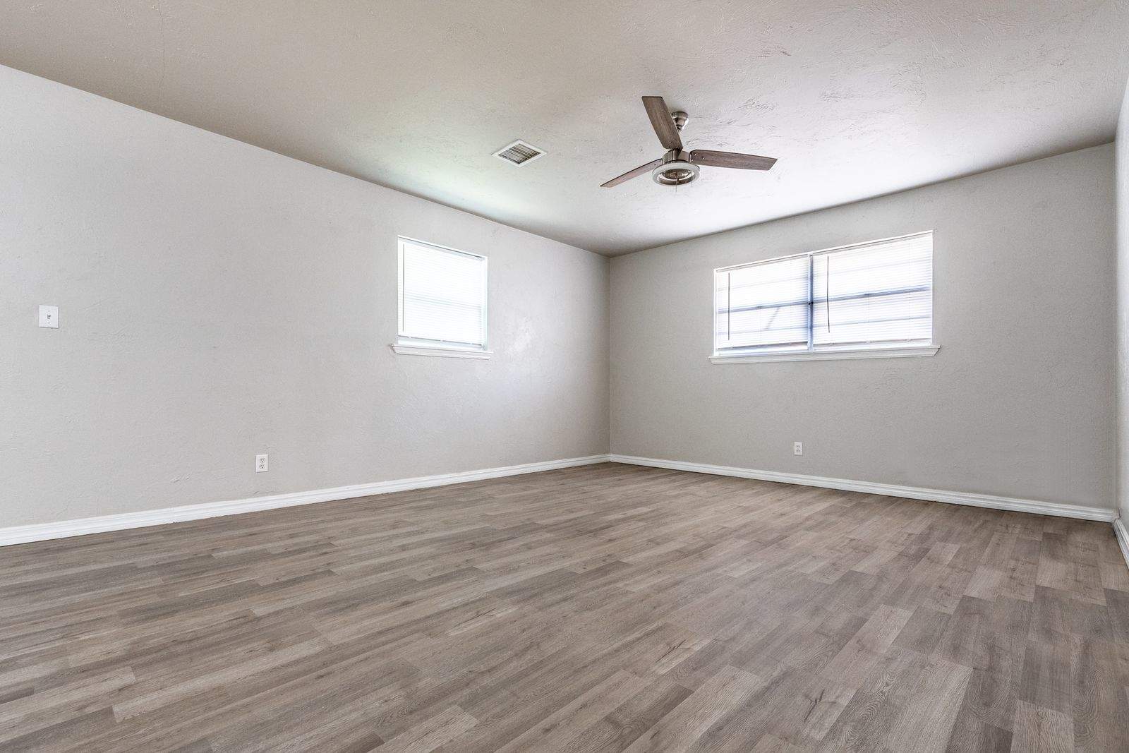 617 Queensboro Place – photo 5