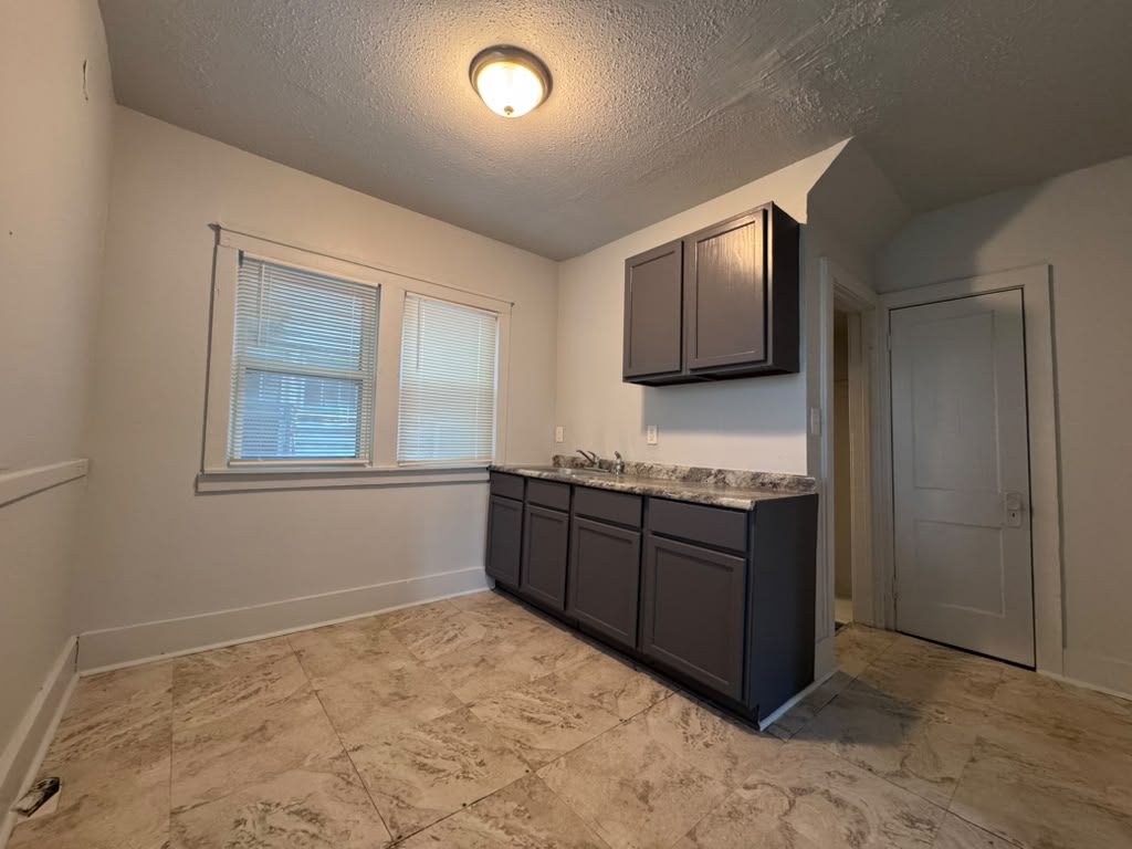 2474 Fullerton Avenue – photo 5
