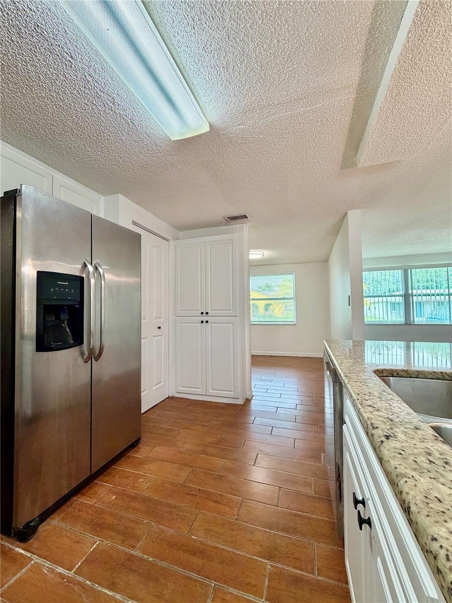 7201 DAGGETT Terrace – photo 3