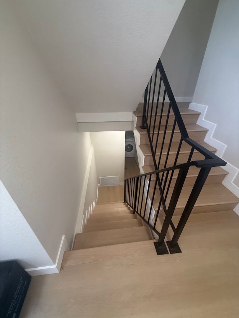 Beautifully Renovated 3-Bedroom Townhome in Gated Harbor City Community – photo 4