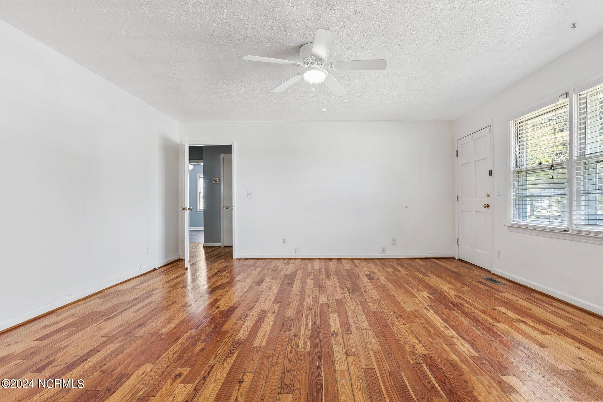 1708 N Poplar Street – photo 5