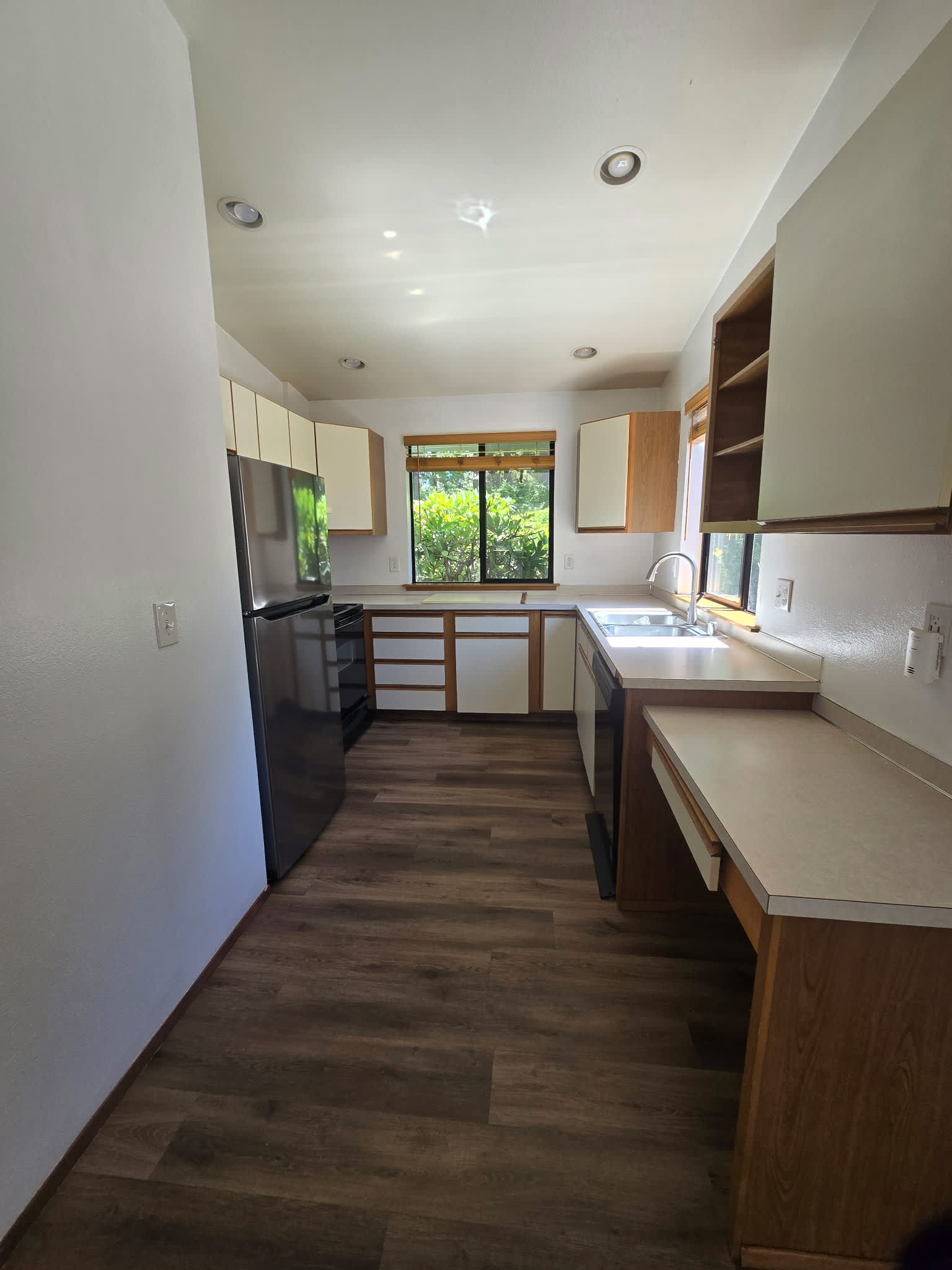 3042 Anderson Road Southeast – photo 3