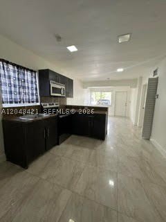 3411 Nw 9Th Ct – photo 5