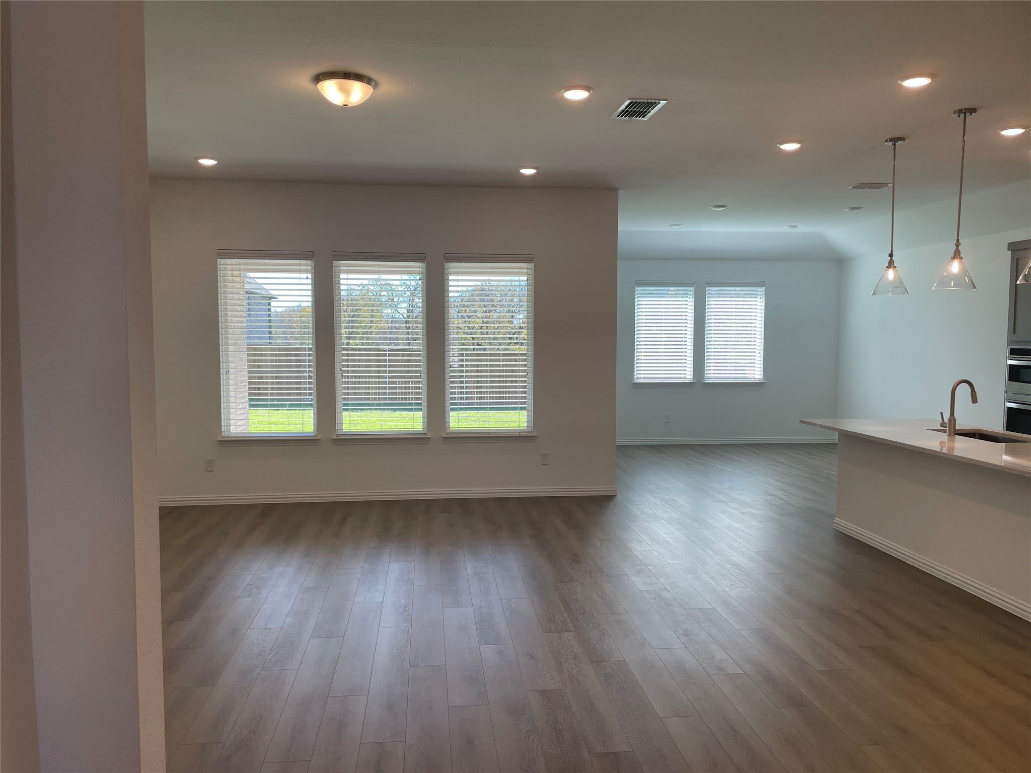 4014 Saltgrass Street – photo 5