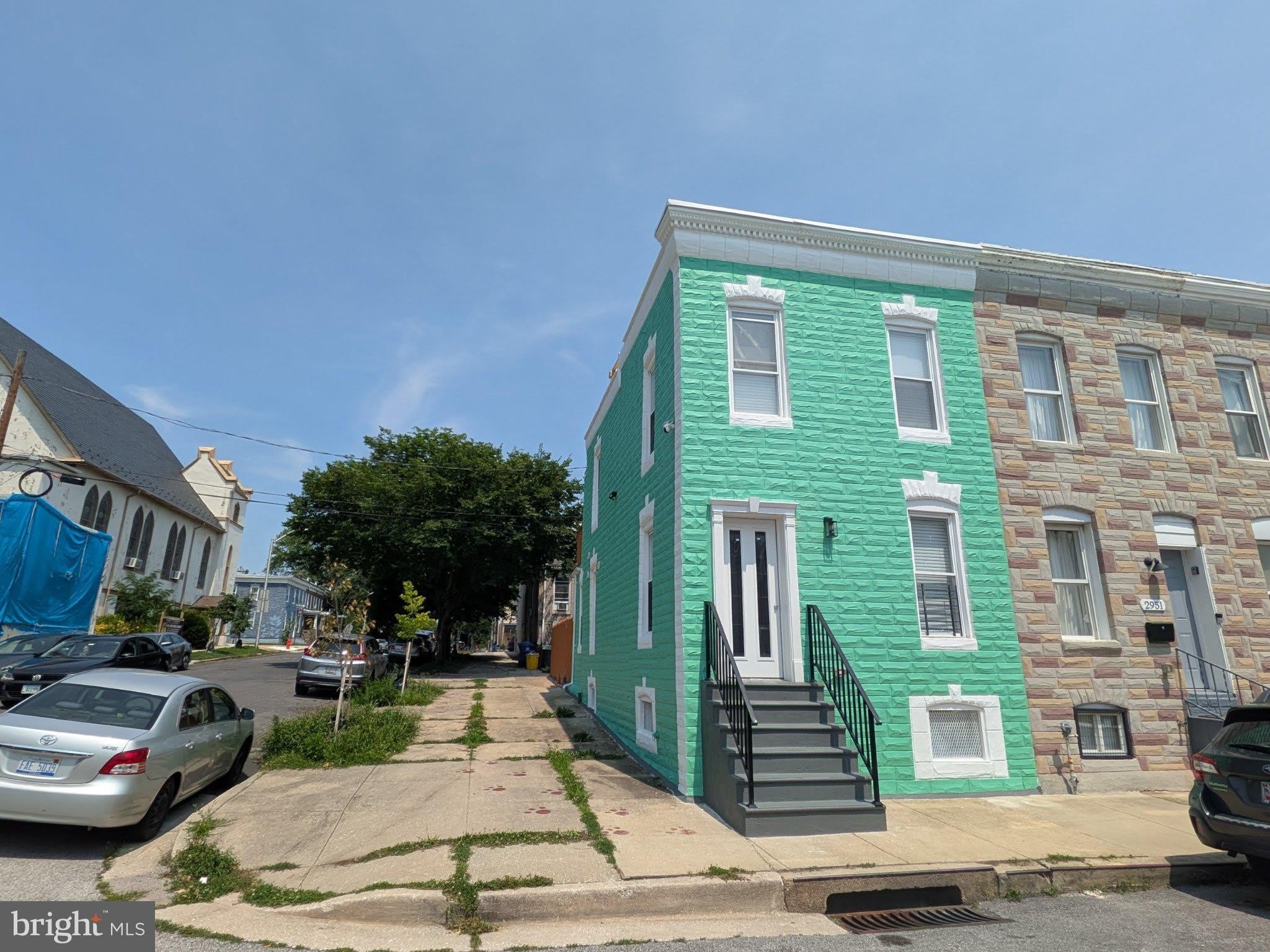 2953 Miles Avenue – photo 3