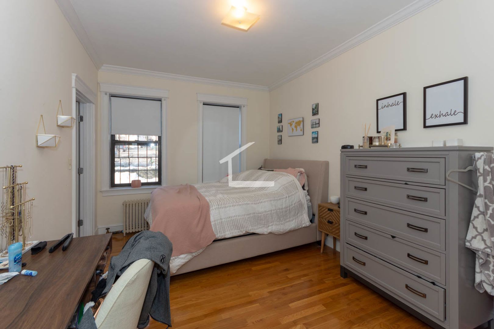 Awesome 4 bed 2 bath in Allston – photo 3