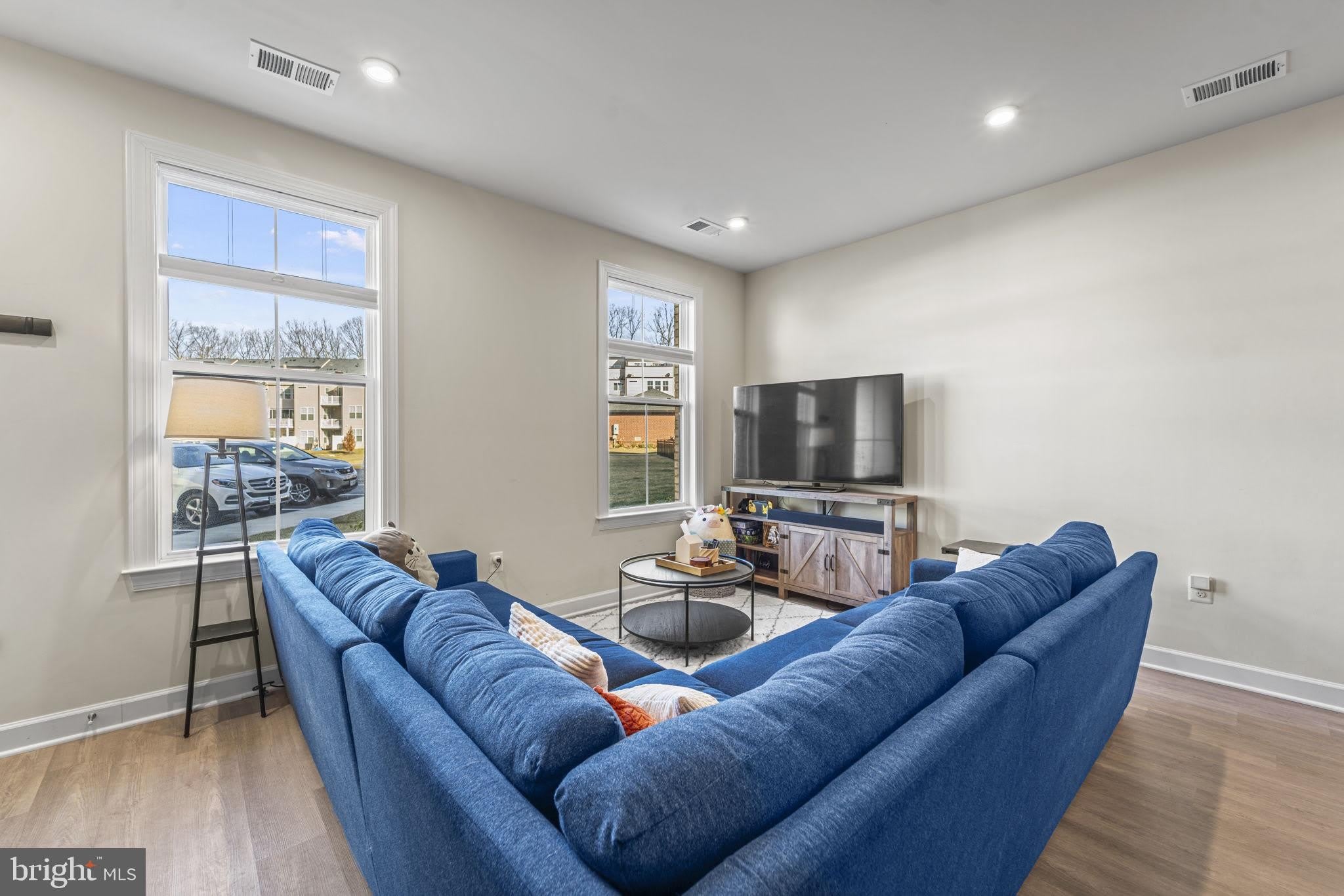 12384 AZURE Lane – photo 4