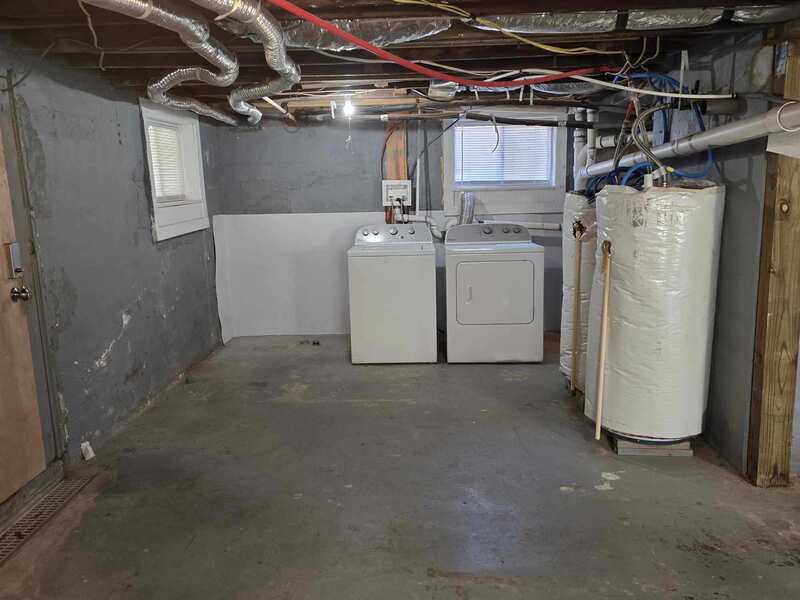 2021 National St – photo 5