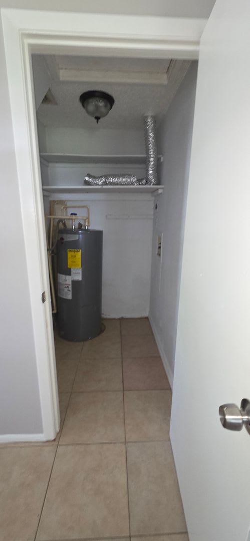 Move In Ready 1 Bedroom 1 Bathroom Residence Located In The Heart Of Nokomis – photo 4