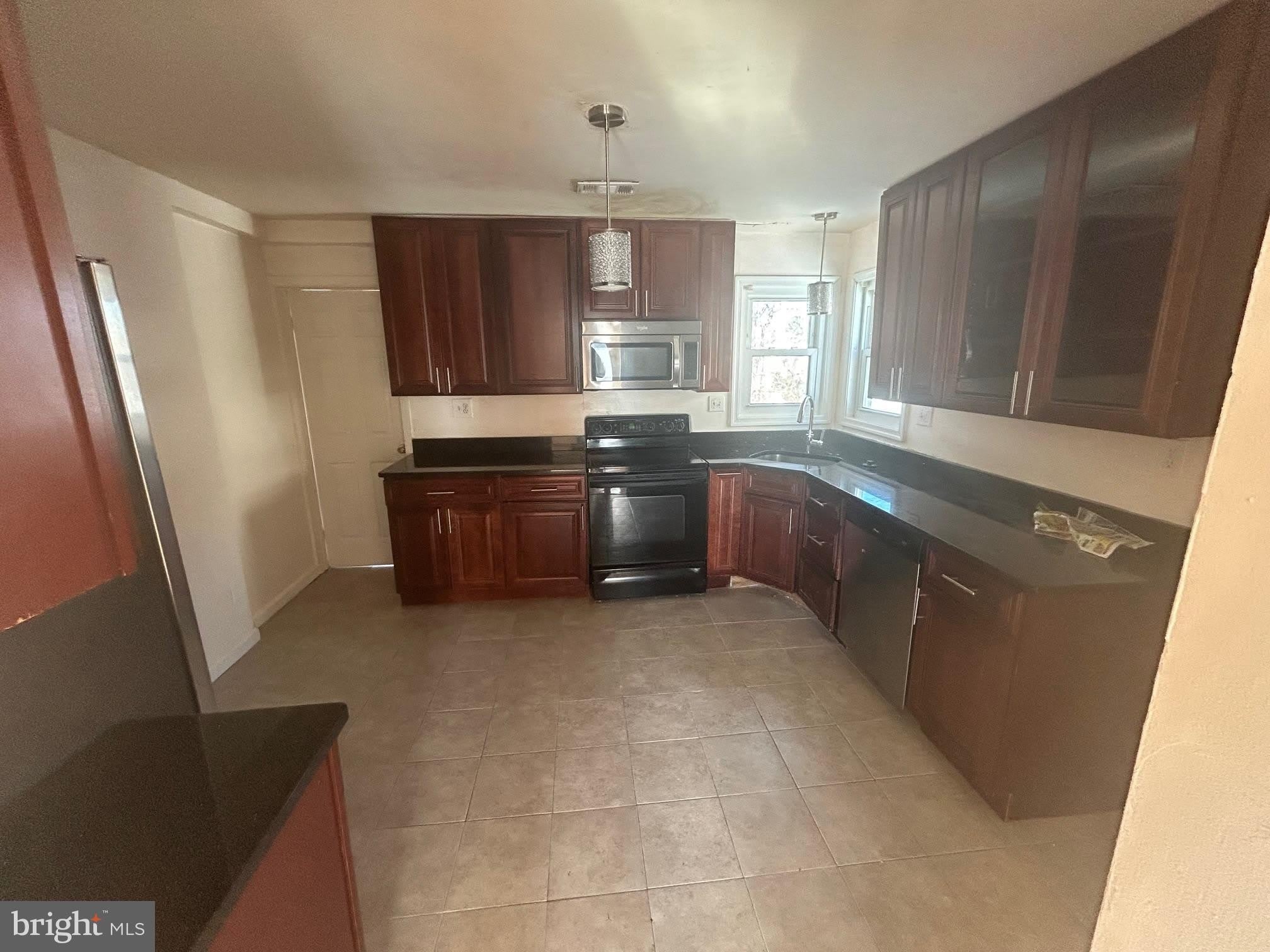 7208 POWHATAN Street – photo 5