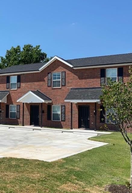 128 S Pleasant Street – photo 2