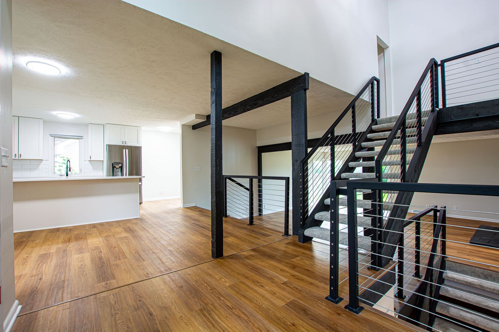 Beautifully Remodeled Modern 5 Bedroom / 3 Bath Home Near Millard North – photo 2