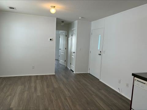 6100 Madeira Avenue – photo 3