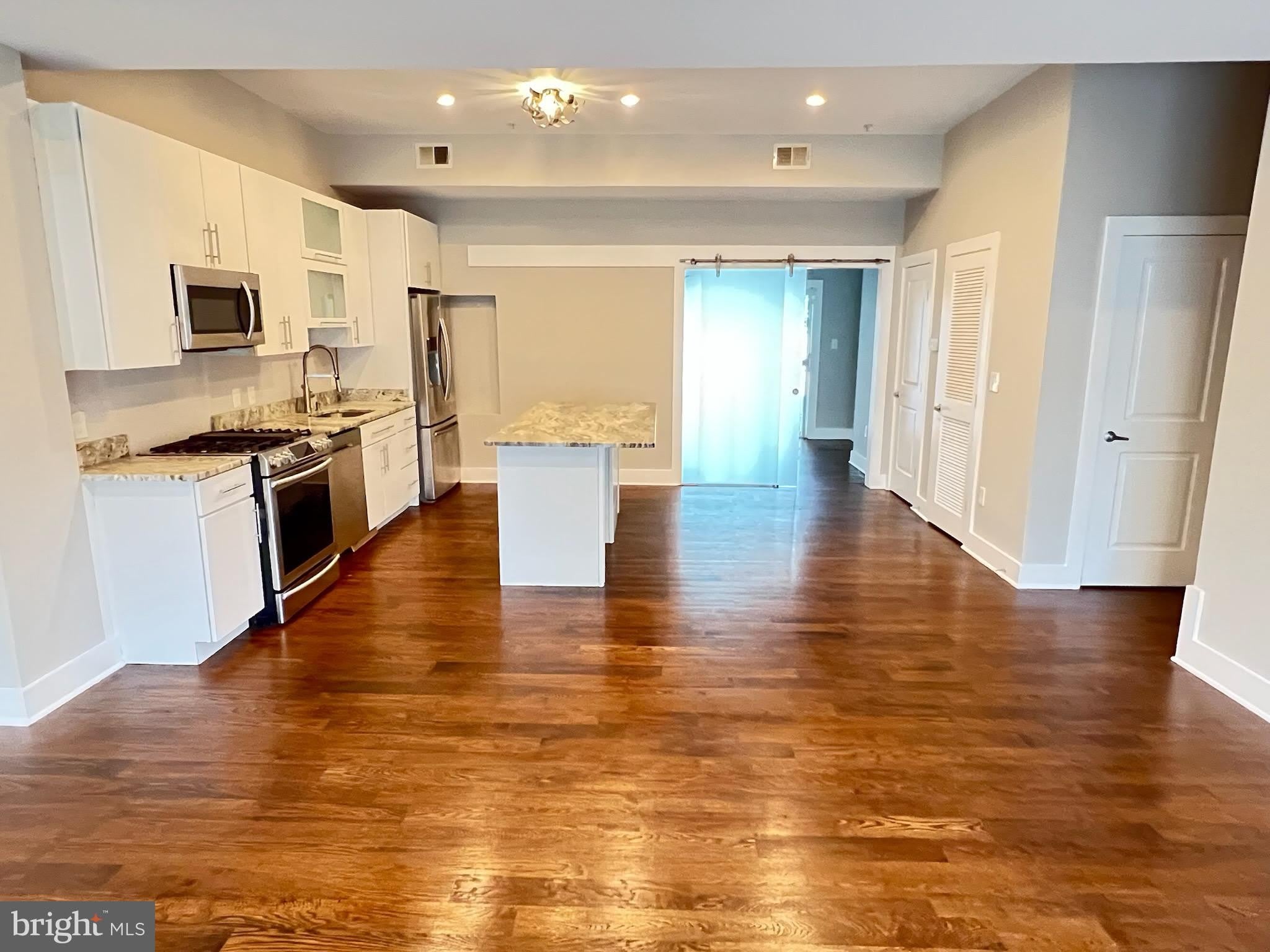 1620 E Street Ne – photo 2
