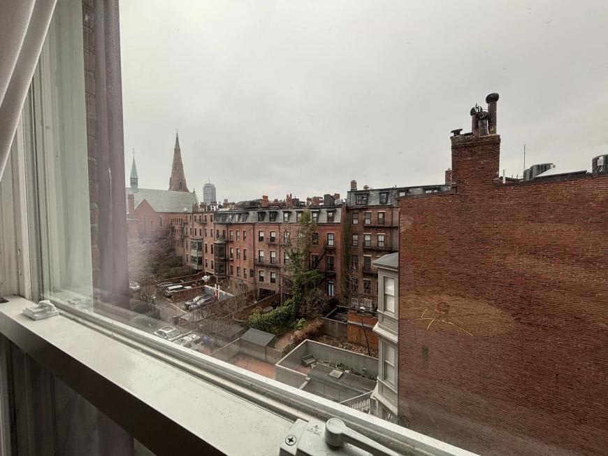 98 Charles St. – photo 4