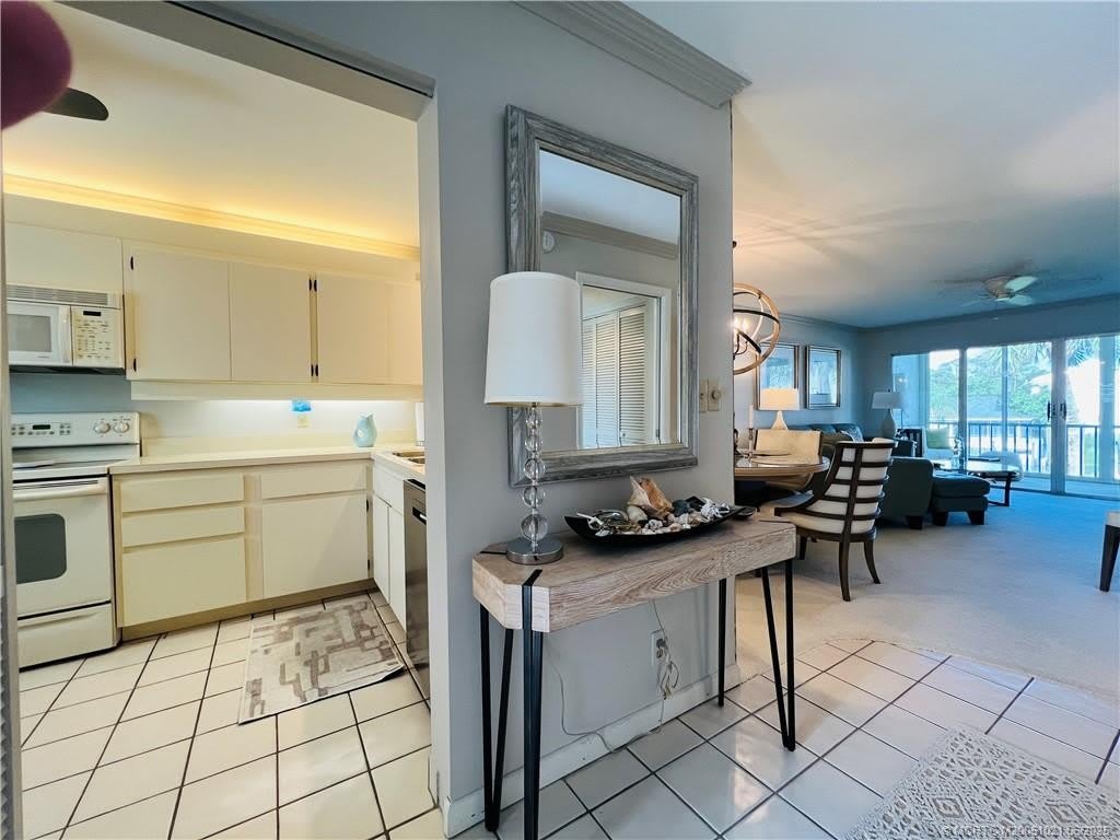 1550 Ne Ocean Blvd – photo 4