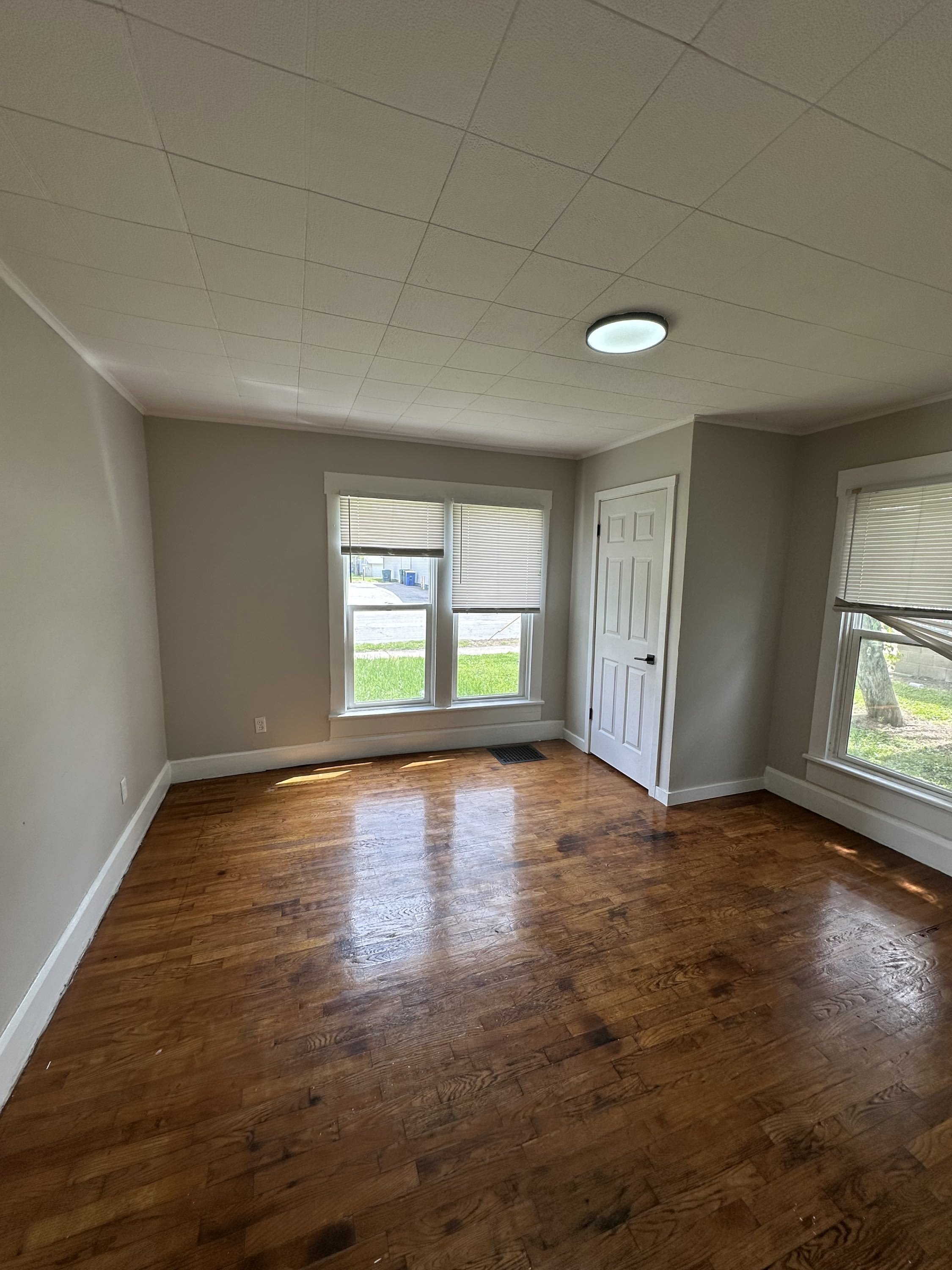 2703 South Walnut Street – photo 4