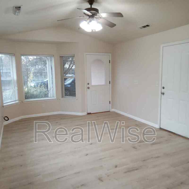 3172 Forest Hills Dr – photo 4