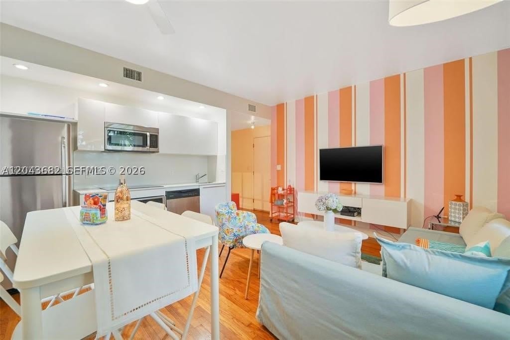 1410 Euclid Ave – photo 2