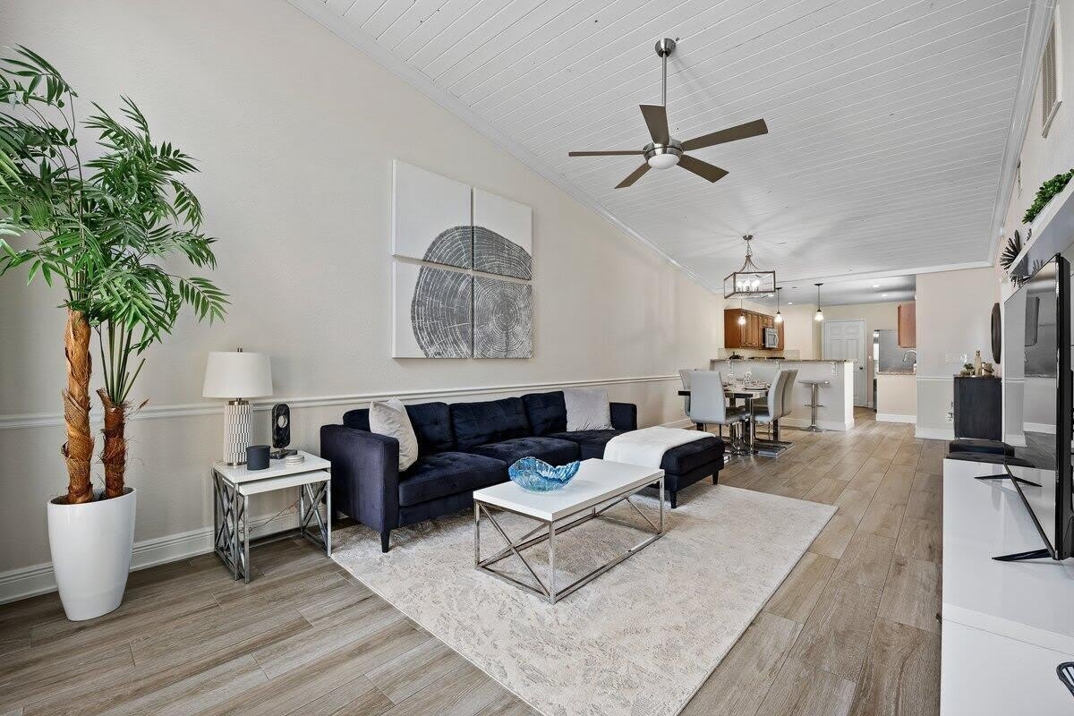 12538 WESTHAMPTON Circle – photo 5