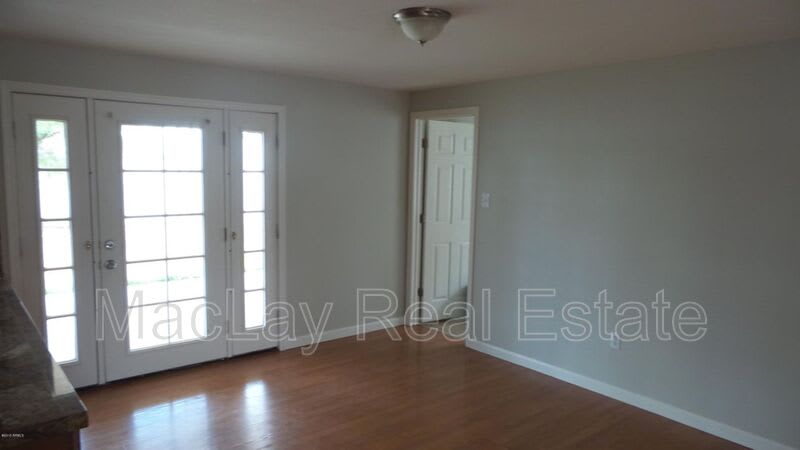 3525 E Hearn Rd – photo 5