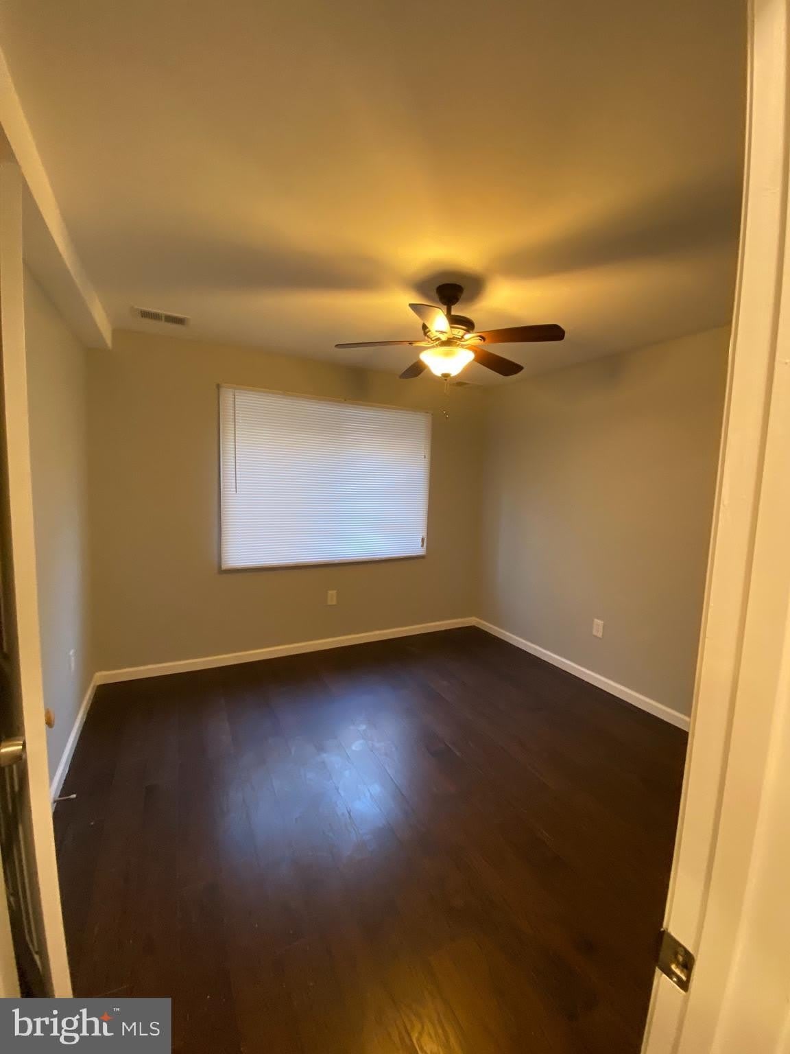 1216 SAVANNAH Place SE – photo 3