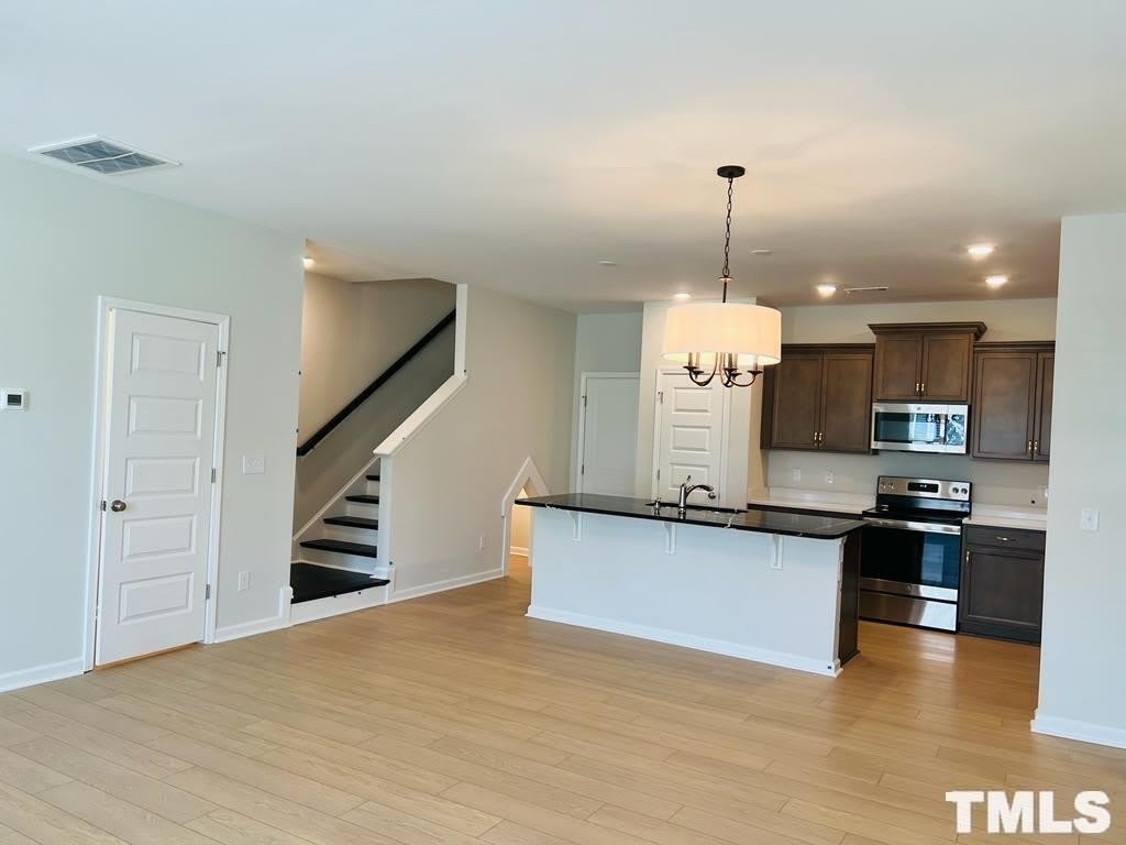 7809 Flatrock Park Drive – photo 2