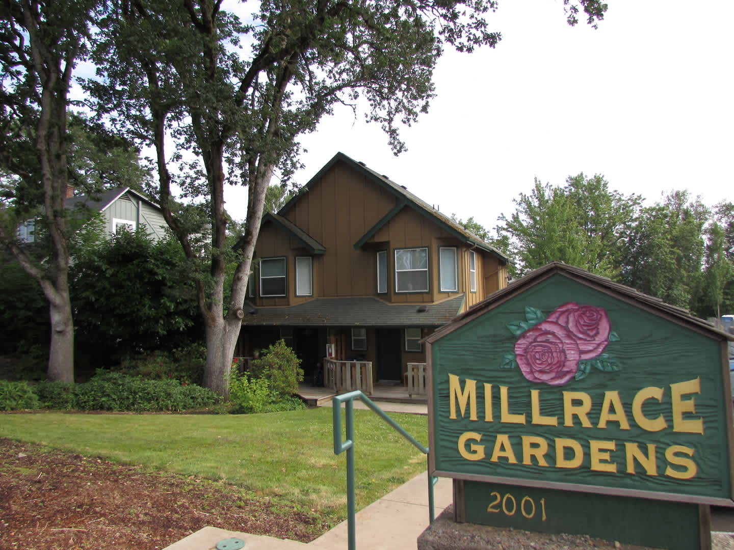 2001 Garden Ave. – photo 1
