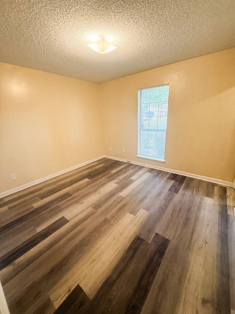 323 Jennifer Circle, Valdosta, 3BR/2BA – photo 5